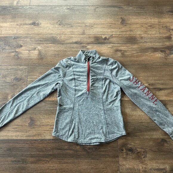 Shyanne Women's 1/4 Zip Front Logo Pullover Size XS Gray/Red Accents - Picture 2 of 7